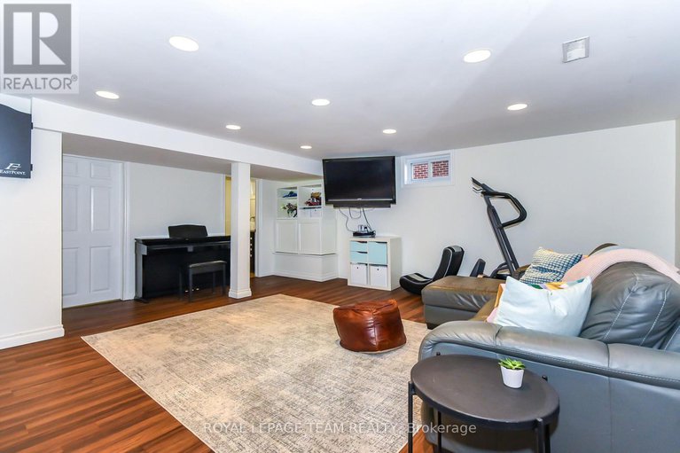 29074651/902-broadview-avenue/mckellar-heights/ottawa/ontario/K2A2M5_33