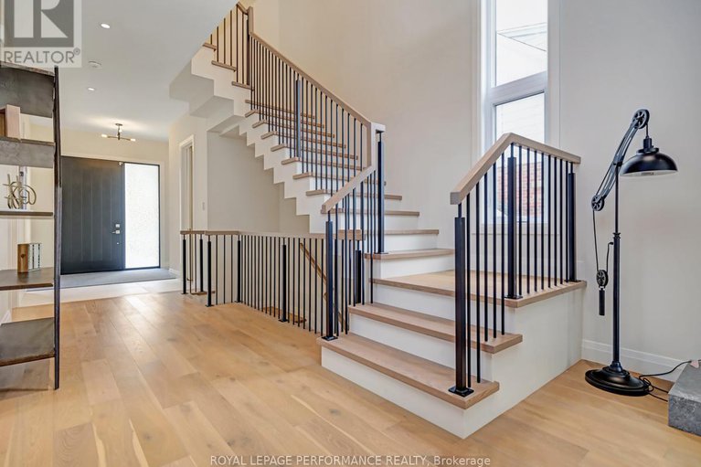 28039969/145-mulvihill-avenue/westborohampton-park/ottawa/ontario/K1Z6Y3_3