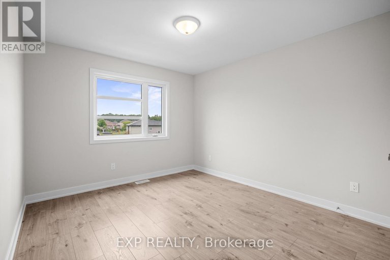 29241570/75-chateauguay-street/embrun/russell/ontario/K0A2M0_29