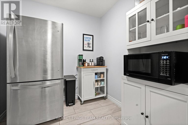 28902935/1578-cheevers-crescent/fallingbrookpineridge/ottawa/ontario/K4A2J8_13