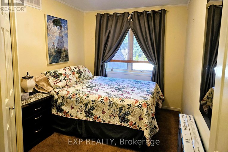 28894254/16-evelyn-street/stittsville-south/ottawa/ontario/K2S1M9_13