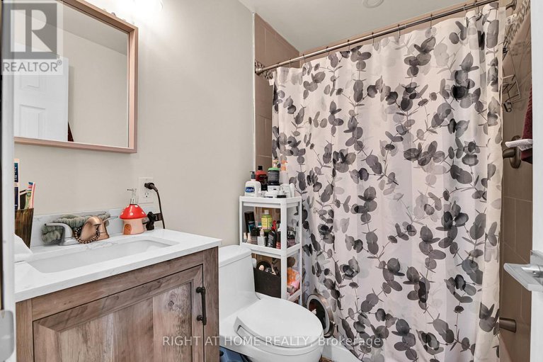 29368223/95-templeton-street/sandy-hill/ottawa/ontario/K1N6X4_27