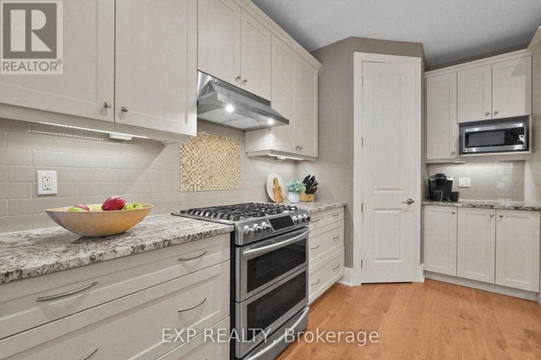 28795570/591-robert-hill-street/almonte/mississippi-mills/ontario/K0A1A0_17