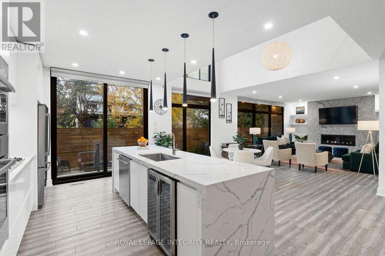 29060734/17-lotta-avenue/meadowlandsst-claire-gardens/ottawa/ontario/K2G2A9_12