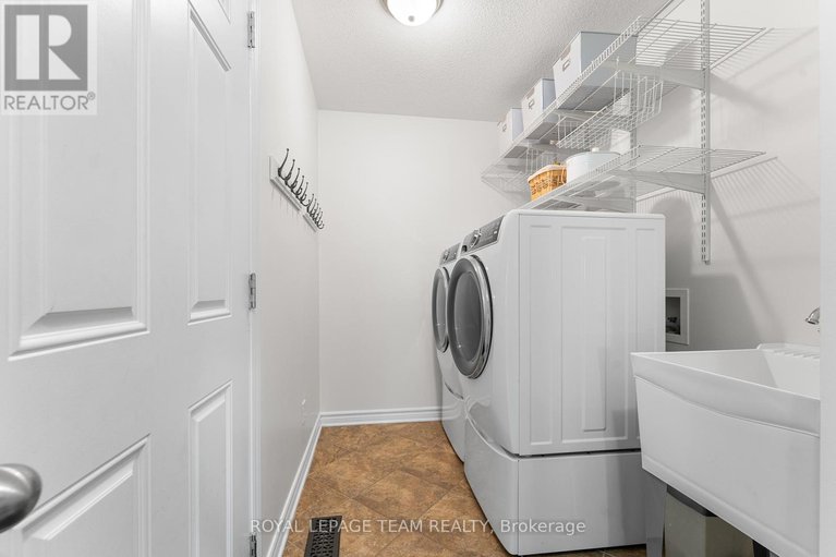 28862947/500-teskiwa-crescent/morgans-grantsouth-march/ottawa/ontario/K2W1H7_27