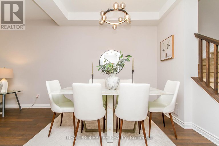 29355187/703-derreen-avenue/stittsville-north/ottawa/ontario/K2S2Z2_12