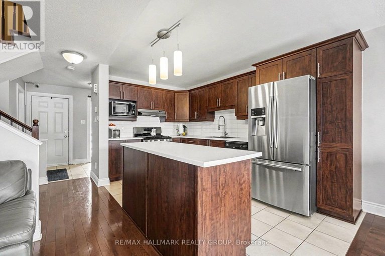 29578401/28-nathalie-street/town-of-rockland/clarence-rockland/ontario/K4K1E6_20