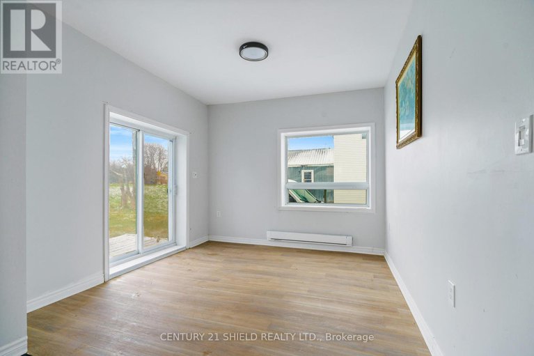 29158805/21927-main-street/north-glengarry-lochiel-twp/north-glengarry/ontario/K0B1H0_22