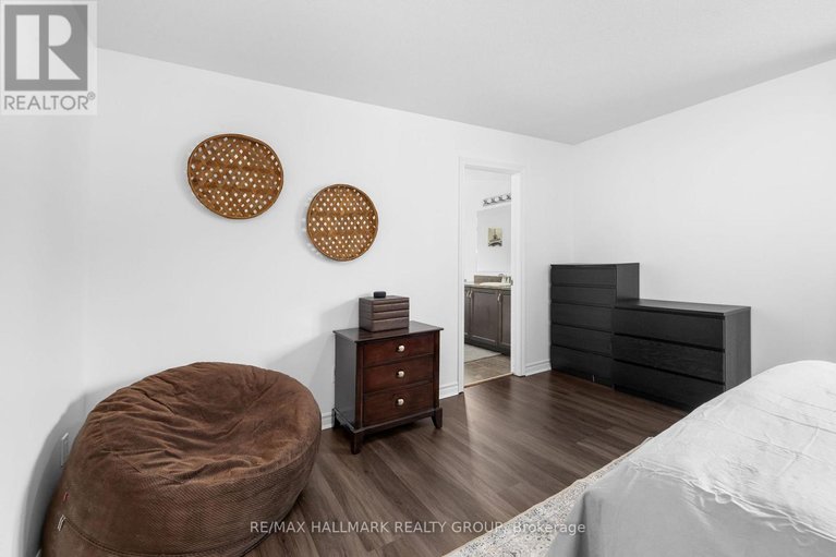 29611797/529-dundonald-drive/half-moon-bay/ottawa/ontario/K2J5X1_21