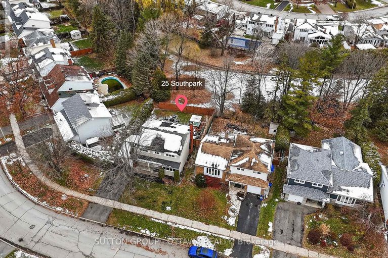 29128256/25-southpark-drive/blackburn-hamlet/ottawa/ontario/K1B3B8_2