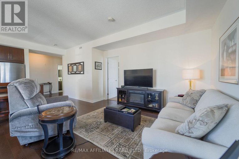 28830419/201-220-janka-private/emerald-meadowstrailwest/ottawa/ontario/K2V0E6_11