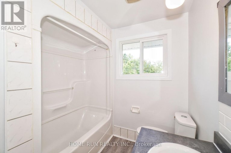28597038/1292-meadowlands-drive-e/borden-farmstewart-farmcarleton-heightsparkwood-hills/ottawa/ontario/K2E6K5_29