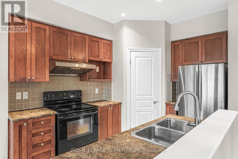 28970569/74-madelon-drive/longfields/ottawa/ontario/K2J5C5_24