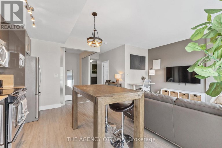 28560591/406-118-holmwood-avenue/glebe/ottawa/ontario/K1S5J5_16