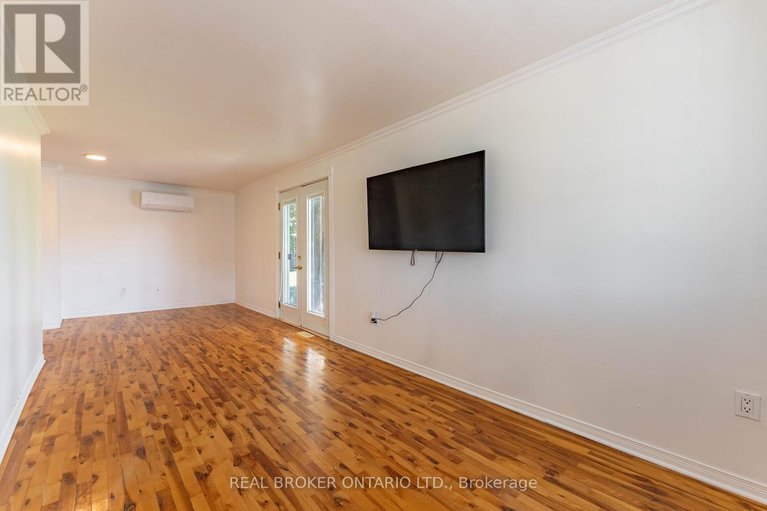 28575090/3449-sarsfield-road/cumberland-west/ottawa/ontario/K0A3E0_17