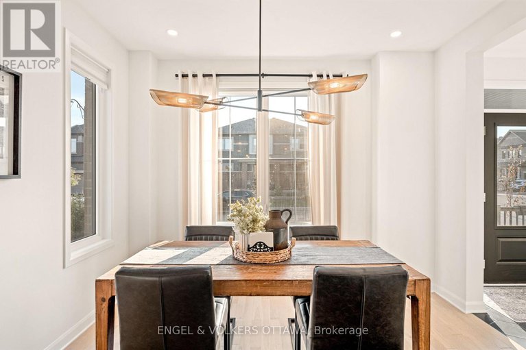 28851362/601-idyllic-terrace/avalon-east/ottawa/ontario/K4A5N9_18