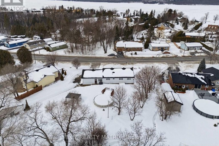 29432668/635-front-road-w/lorignal/champlain/ontario/K0B1K0_39