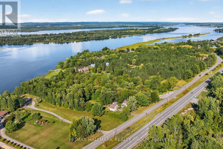 28812451/3855-old-highway-17/clarencerockland-twp/clarence-rockland/ontario/K4K1W2_44