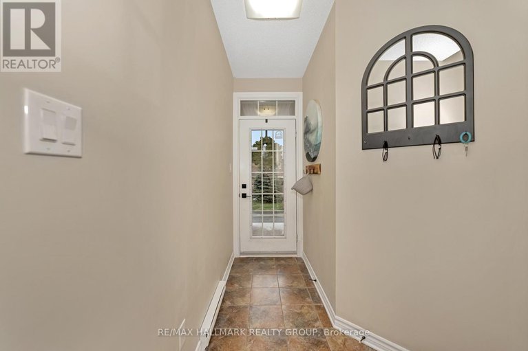 28394406/24-103-eye-bright-crescent/riverside-southgloucester-glen/ottawa/ontario/K1V2K6_3