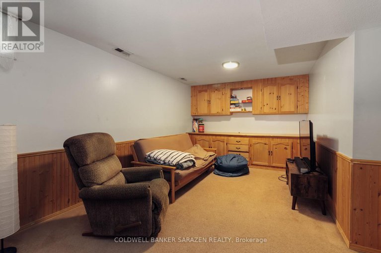 28302138/1325-summerville-avenue/carlington/ottawa/ontario/K1Z8G7_14