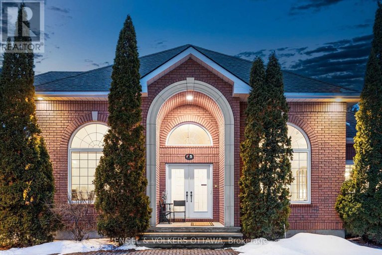 29513406/5-countryside-green/cedar-hillorchard-estates/ottawa/ontario/K2R1B5_2