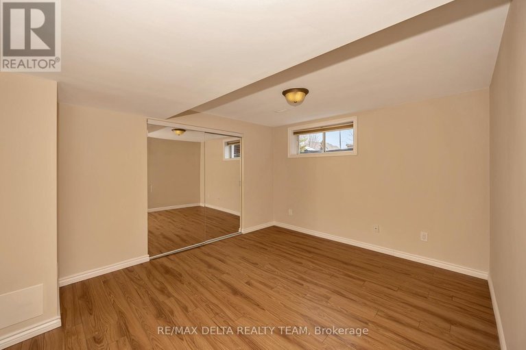 29583764/1983-plainhill-drive/notting-hillsummerside/ottawa/ontario/K4A0E8_41