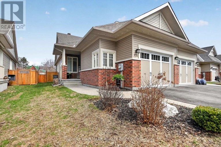 29641179/131-rivington-street/carp/ottawa/ontario/K0A1L0_1