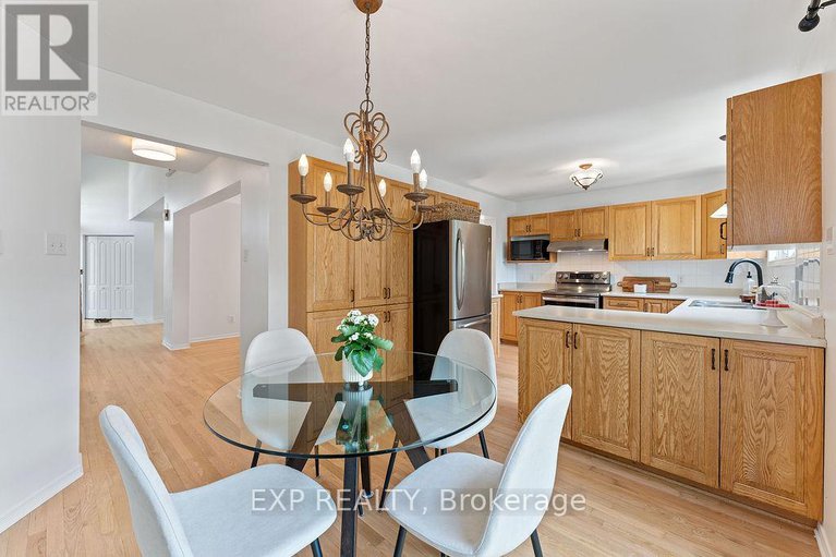 28420180/2-bonnechere-drive/bridlewood/ottawa/ontario/K2M2A5_16