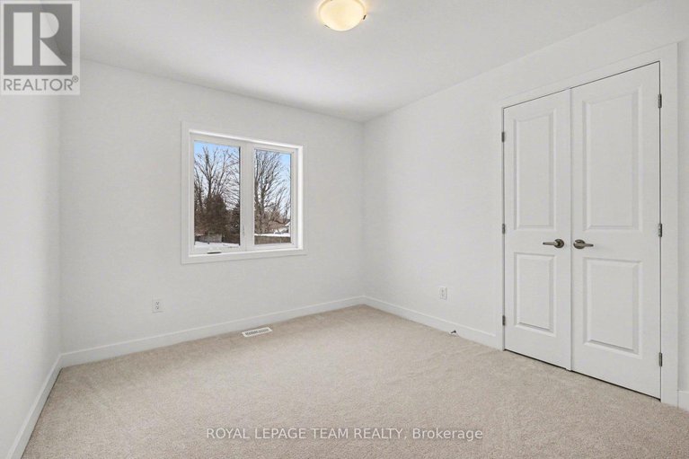 29401225/329-whitham-crescent/kemptville/north-grenville/ontario/K0G1J0_25