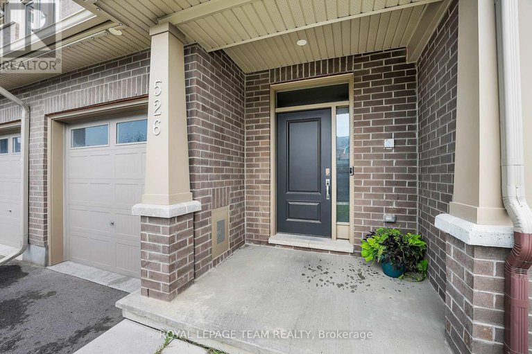 28564716/526-edenwylde-drive/remainder-of-stittsville-area/ottawa/ontario/K2S2K4_4