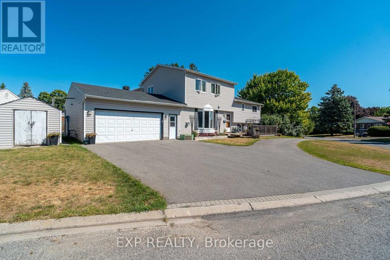 28875254/36-keewatin-crescent/borden-farmstewart-farmcarleton-heightsparkwood-hills/ottawa/ontario/K2E6Z1_45