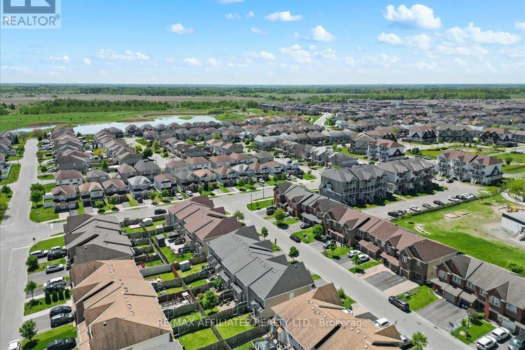 28378372/119-silvermoon-crescent/avalon-east/ottawa/ontario/K4A0P5_39