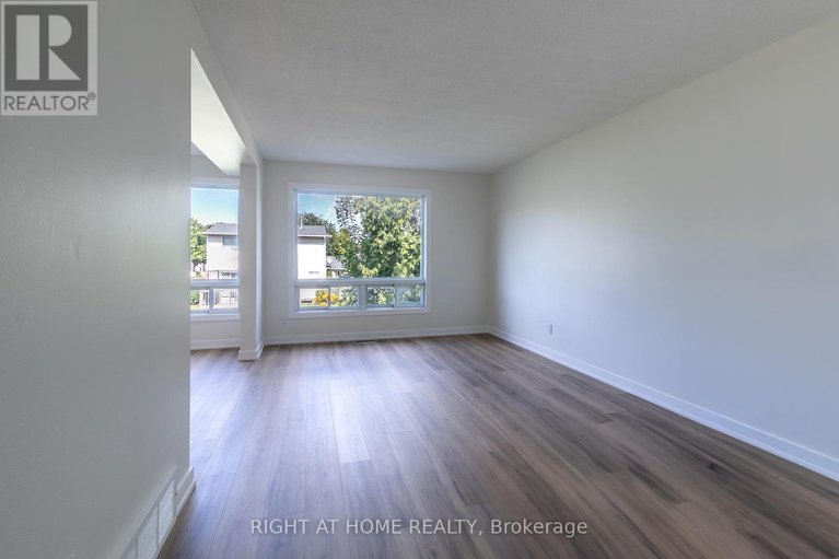 28803490/15-2669-southvale-drive/sheffield-glenindustrial-park/ottawa/ontario/K1B4V2_11
