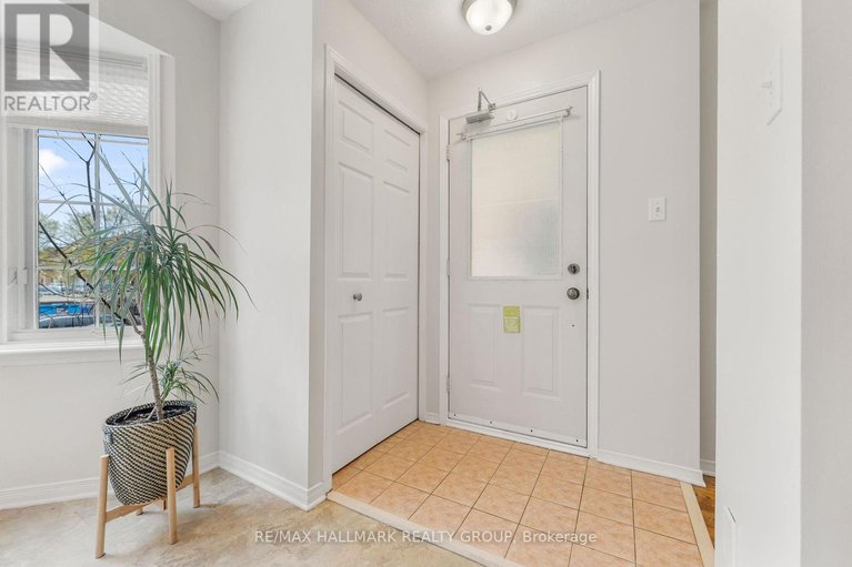 28280544/110h-centrepointe-drive/centrepointe/ottawa/ontario/K2G6K3_6