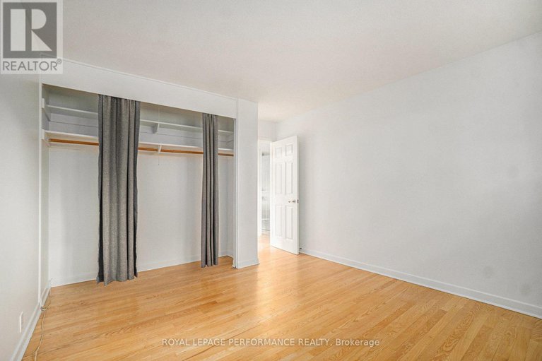 28532553/8-newgale-street/crystal-beach/ottawa/ontario/K2H5R3_11