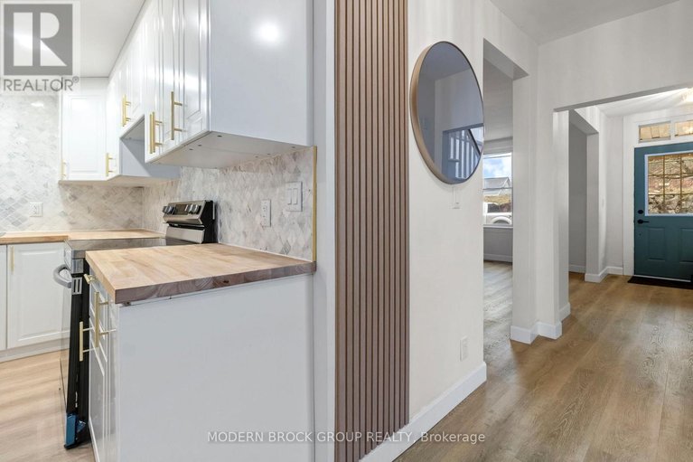 29541338/108-george-street/brockville/brockville/ontario/K6V3V9_14