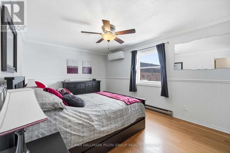 29408731/1326-dussere-street/convent-glen-south/ottawa/ontario/K1C1P4_16