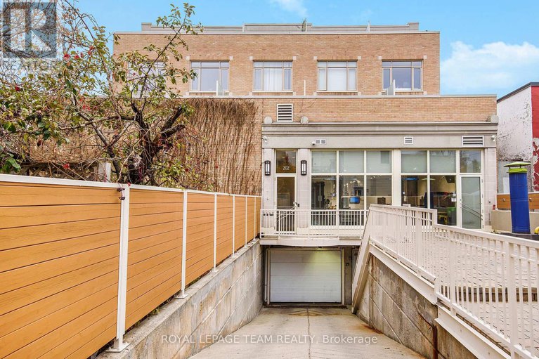 28986880/19-202-st-patrick-street/lower-townbyward-market/ottawa/ontario/K1N5K3_1