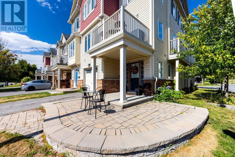 28820219/279-par-la-ville-circle/stittsville-north/ottawa/ontario/K2S0M4_3