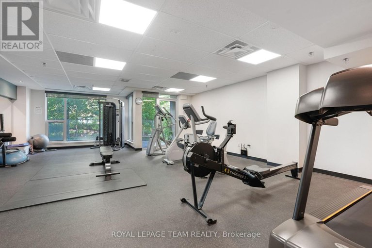 29283025/324-300c-lett-street/west-centre-town/ottawa/ontario/K1R0A8_34