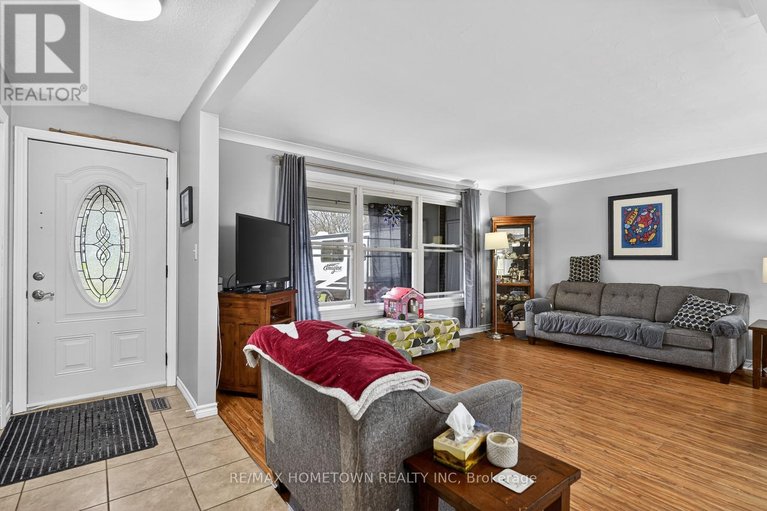 29660309/5-meikle-drive/augusta-twp/augusta/ontario/K0E1P0_5