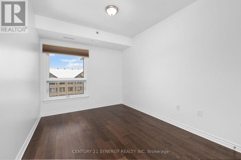 29314132/414-120-prestige-circle/chatelaine-village/ottawa/ontario/K4A1B4_21