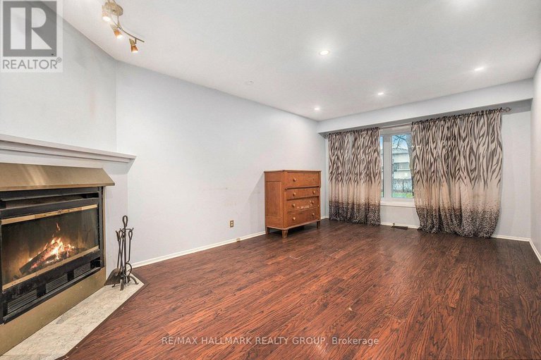 29055708/34-46-a-medhurst-drive/tanglewood/ottawa/ontario/K2G4V2_7