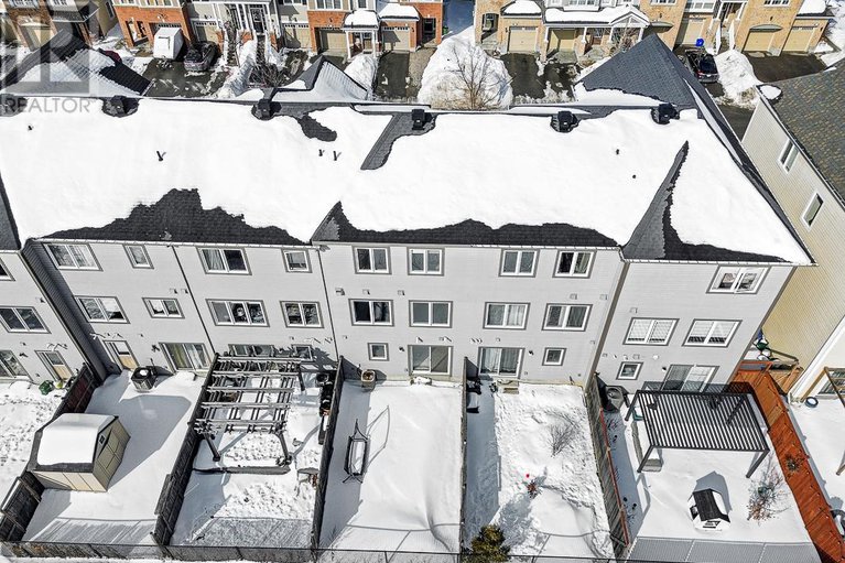 29394256/501-coldwater-crescent/emerald-meadowstrailwest/ottawa/ontario/K2M3B3_37