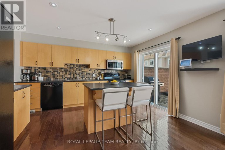 28669844/127-harmattan-avenue/stittsville-north/ottawa/ontario/K2S0E4_14