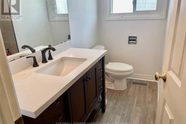 29102043/18-stinson-avenue/lynwood-village/ottawa/ontario/K2H6N1_12