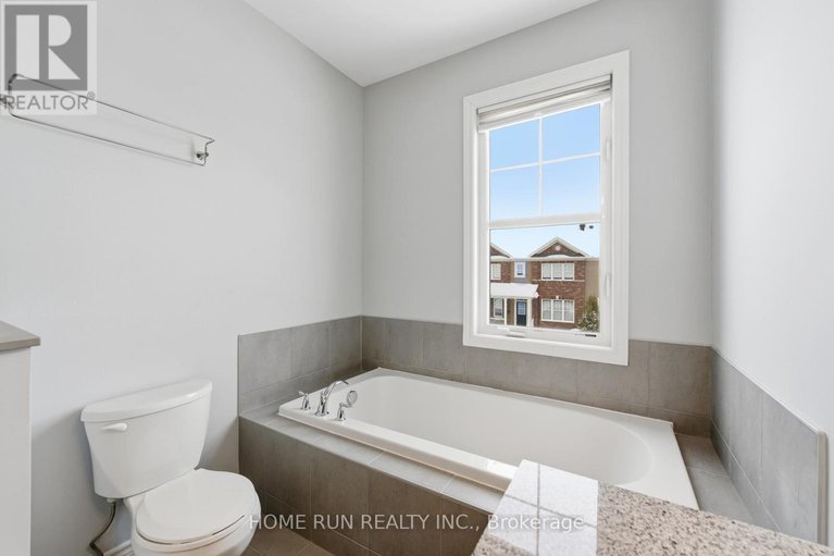 29357554/156-andre-audet-avenue/half-moon-bay/ottawa/ontario/K2J5Z2_32