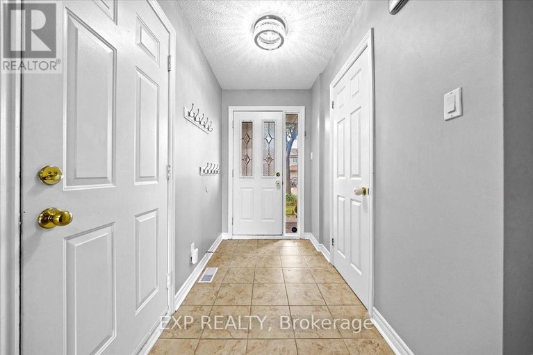 28594729/93-cedarock-drive/bridlewood/ottawa/ontario/K2M2H5_3