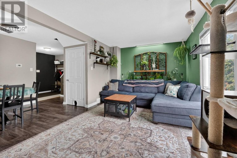 29566260/10-6265-castille-court/convent-glen-south/ottawa/ontario/K1C1X4_9