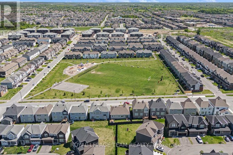 29462511/389-appalachian-circle/half-moon-bay/ottawa/ontario/K2J6X3_29